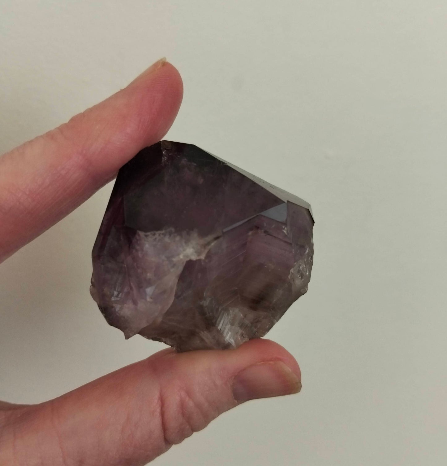 Australian Amethyst crystal, adorned with inclusions and zoning of amethyst, showcase the unique geological processes at play. Unearthed from this distinctive Australian mine, each amethyst point holds a piece of history and inherent beauty.