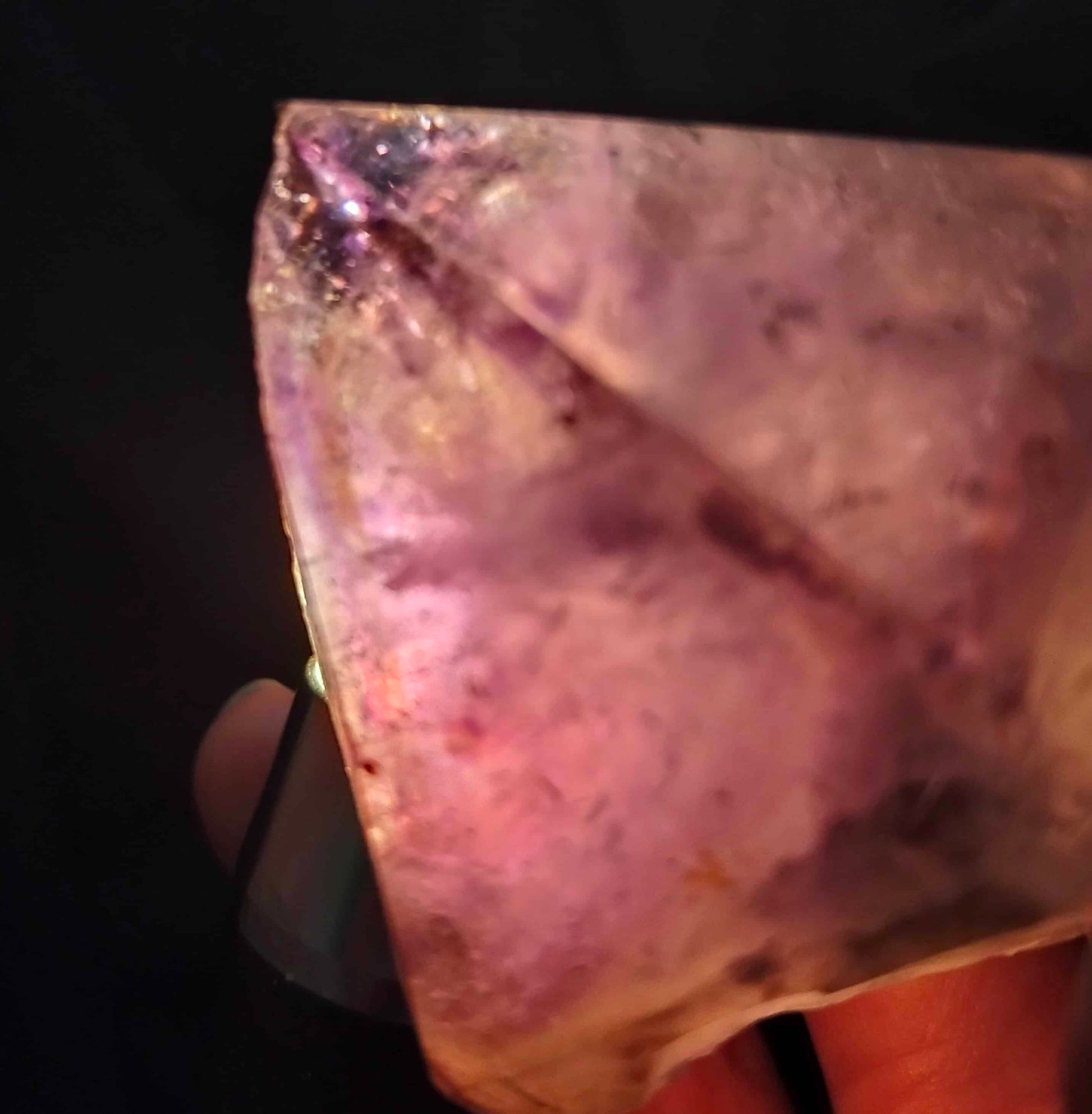 Australian Amethyst crystal, adorned with inclusions and zoning of amethyst, showcase the unique geological processes at play. Unearthed from this distinctive Australian mine, each amethyst point holds a piece of history and inherent beauty.