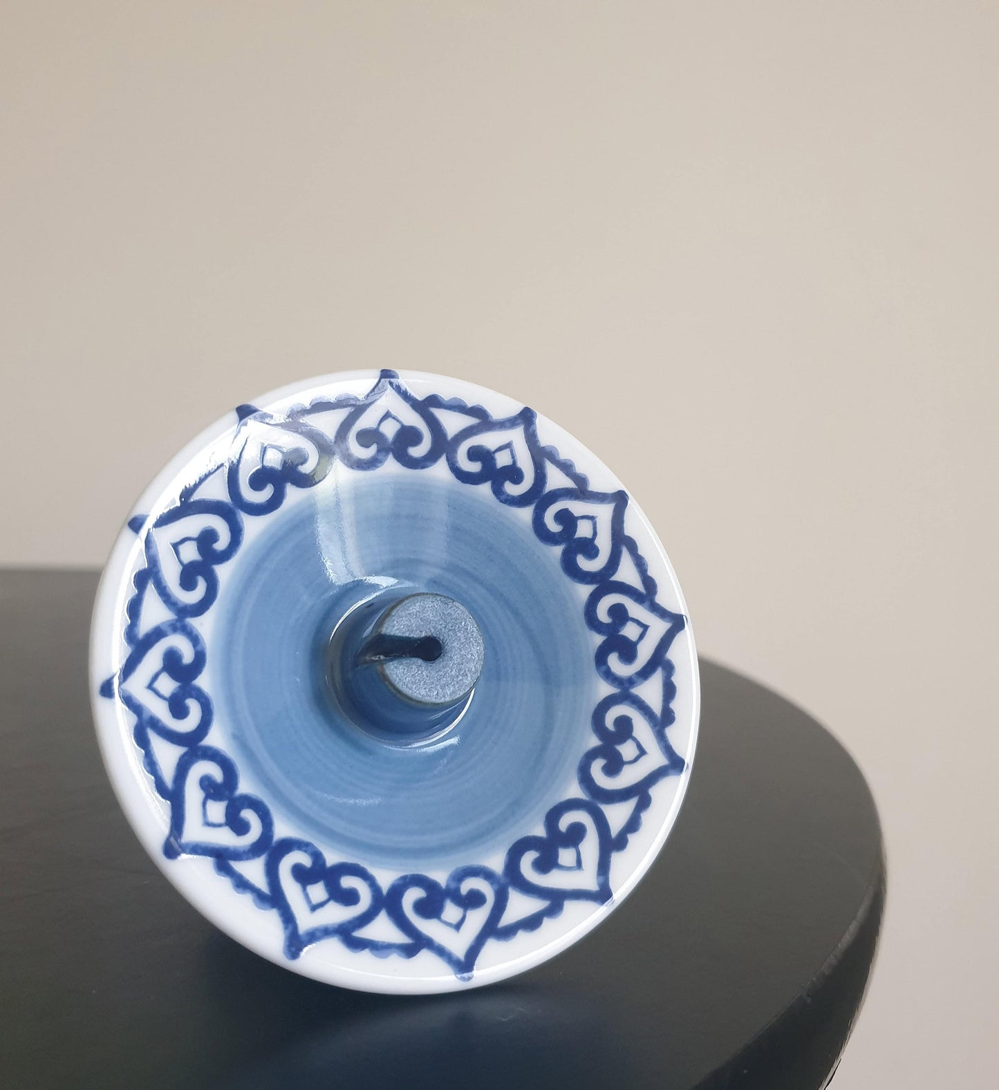 Karakusa Incense Holder