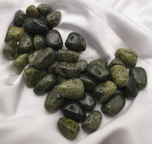 Named Snakeskin Jasper for obvious reasons, its beautiful patterns resembling a snakeskin.  A protective and calming stone, guarding against negativity. Helps ease anxiety and can assist during times of worry and conflict. Aids in growth and transformation providing a sense of well-being.  Weight - 15 to 20 grams Size - 25 to 30 mm
